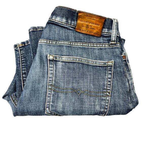 Lucky Brand Jeans Mens 33x30 (34x29 ACTUAL) 221 Straight Blue Denim Faded Wash - Picture 1 of 11